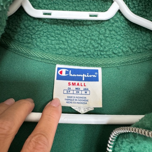 Champion 1/4 zip - Picture 4 of 5